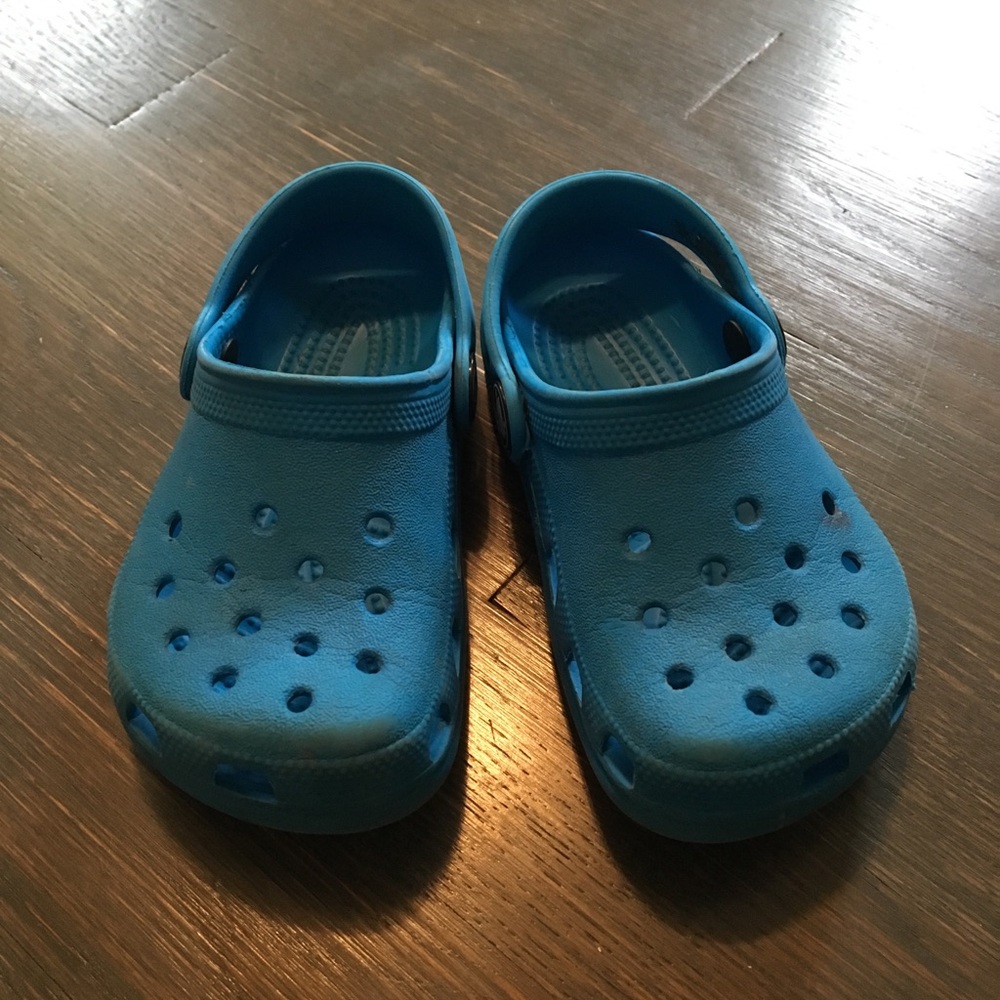 Crocs size 6/7